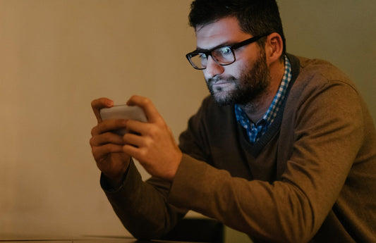 Effects of Night Time Light and Blue Light - The Sleep Institute